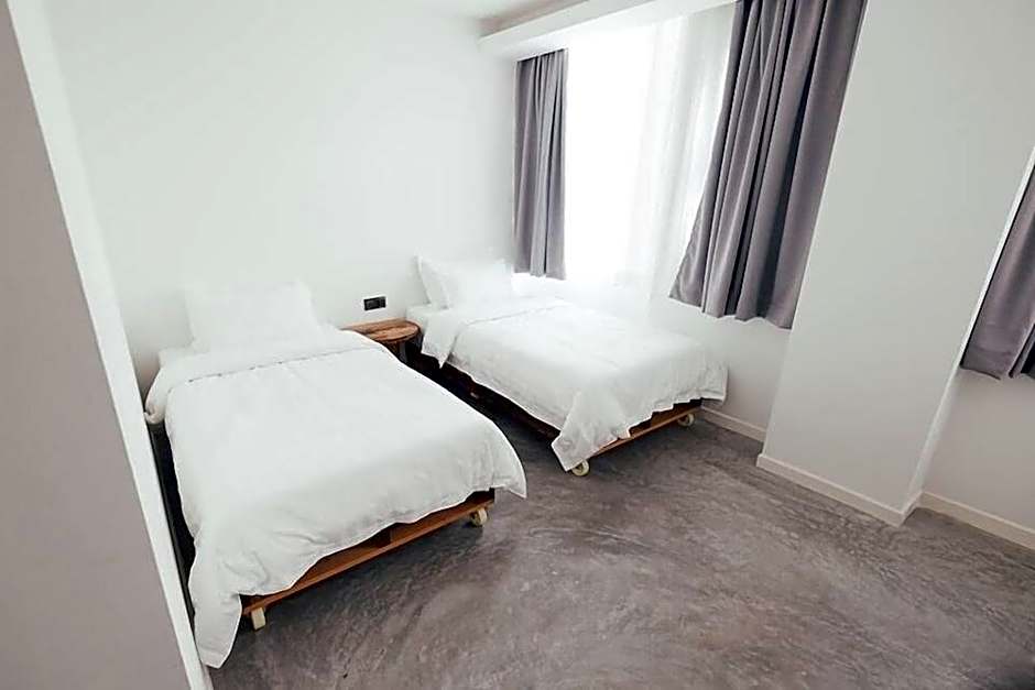 White Loft Hotel