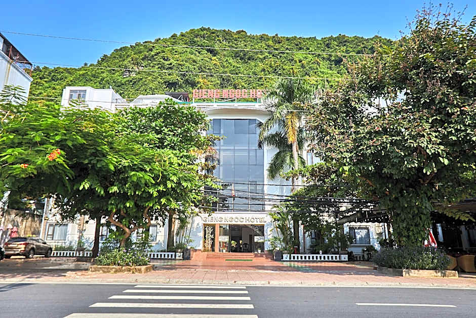 Gieng Ngoc Hotel