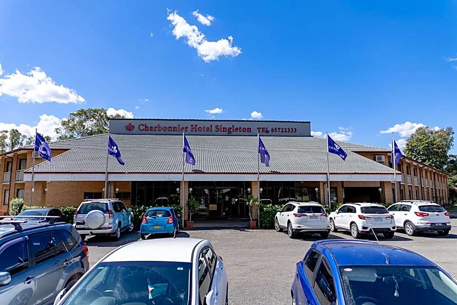 Charbonnier Motor Inn