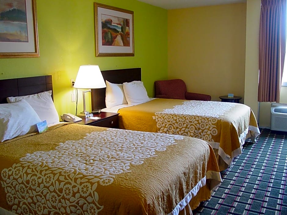 Days Hotel by Wyndham Danville Conference Center