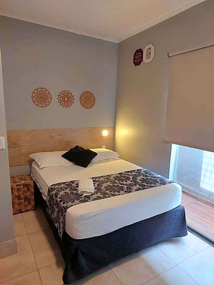 D Suítes - Checkin ate 21 Hs - ZAP pras coordenadas de acesso - Dois ENDEREÇOS