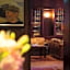 Hotel Holt - The Art Hotel