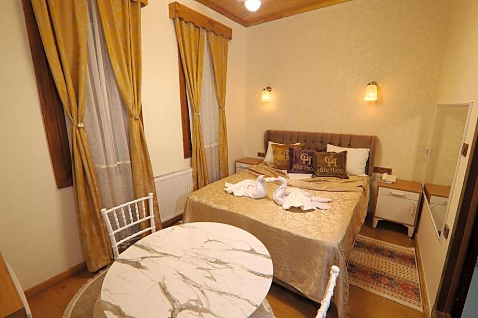 Gür Royal Suit Aparts