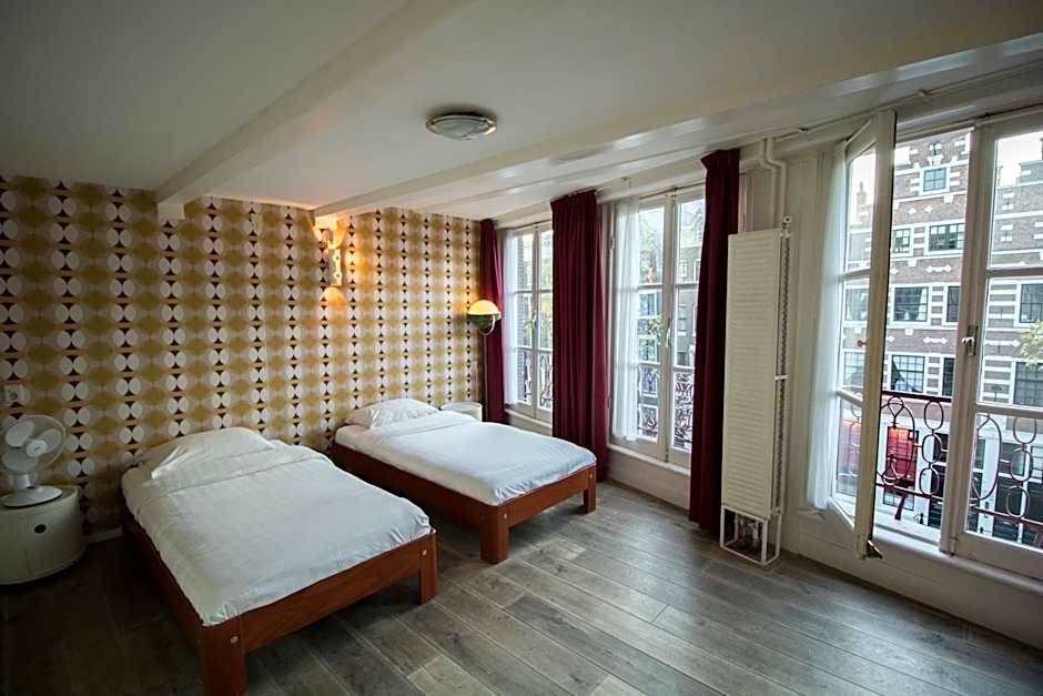 Hotel & bar Royal taste Amsterdam