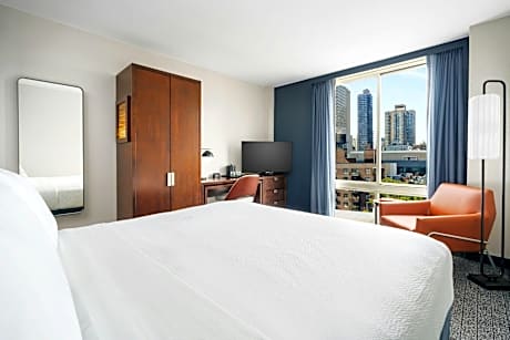 King Room with City View and High Floor