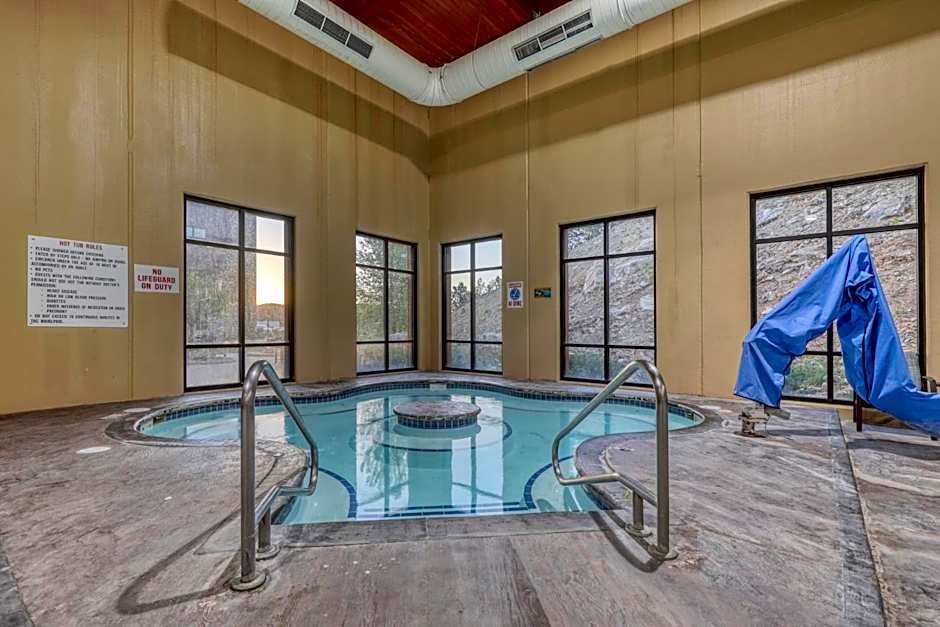 The Lodge at Deadwood