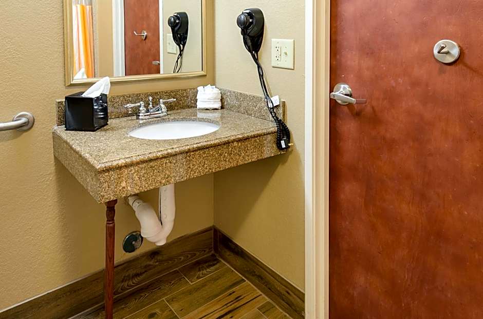 La Quinta Inn & Suites by Wyndham Boone University