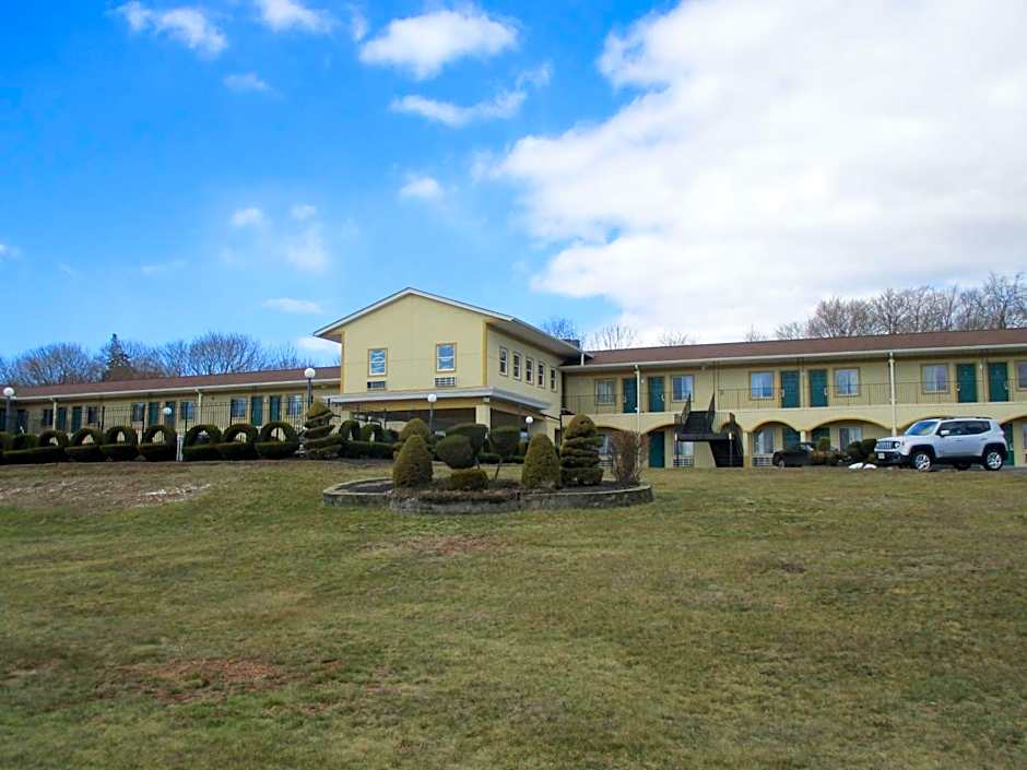 Orbits Inn