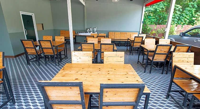 Nai Yang Place - Phuket Airport