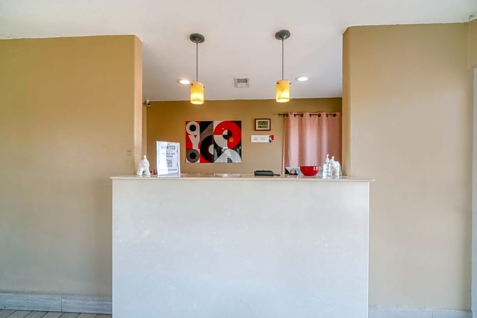 OYO Hotel Beeville -US 181