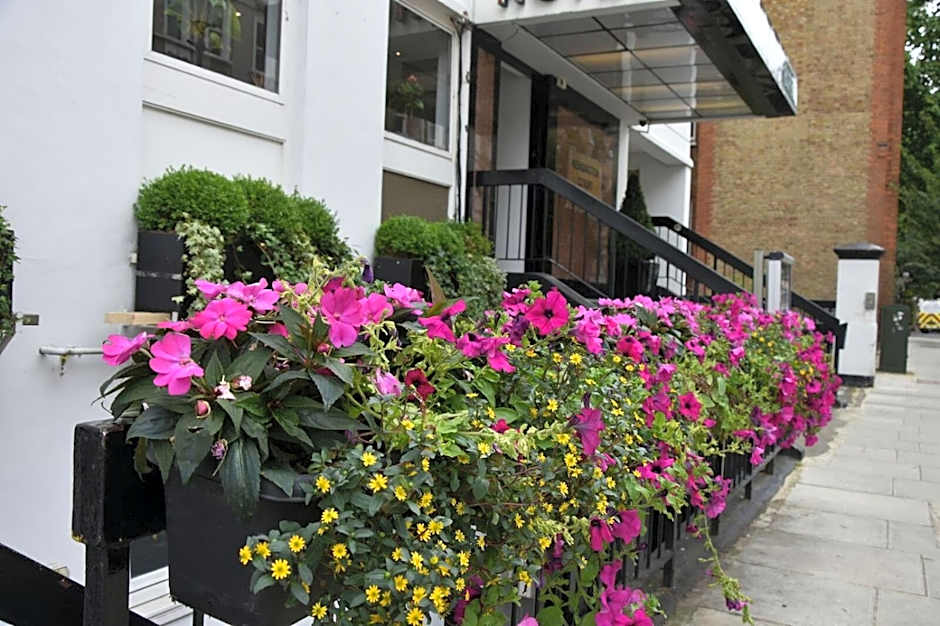 Kensington Court Hotel