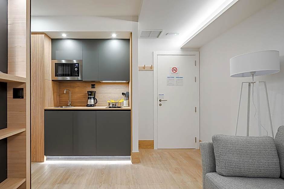 Feelathome Ventas Suites