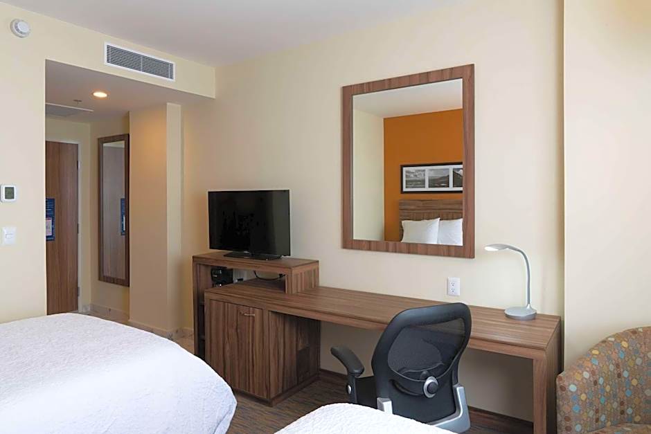 Hampton Inn by Hilton Irapuato