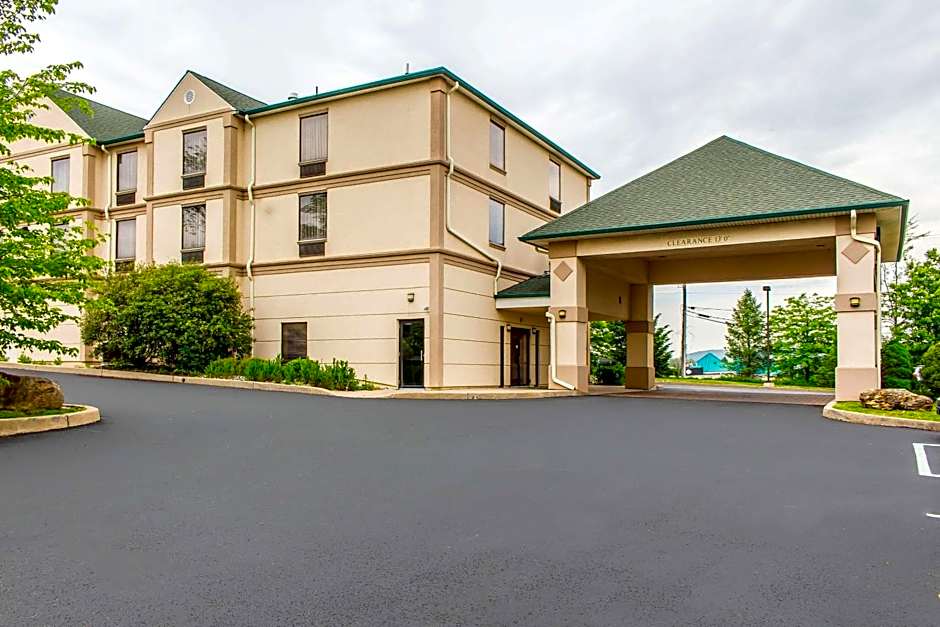 Quality Inn Hackettstown