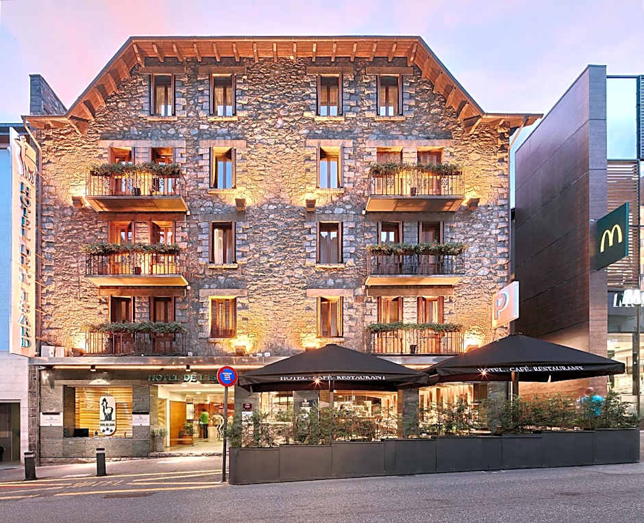 Photo 1 of 50 of Hotel de l'Isard