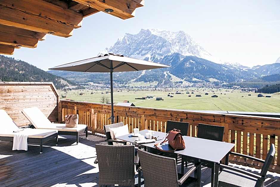 PUR Suites & Chalets