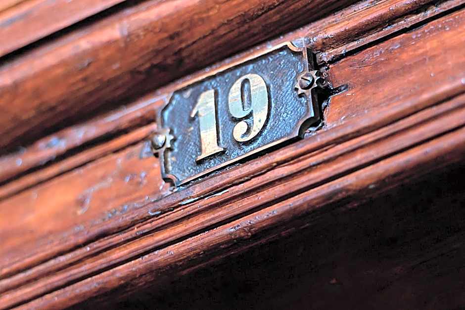 Constitution Square Rooms