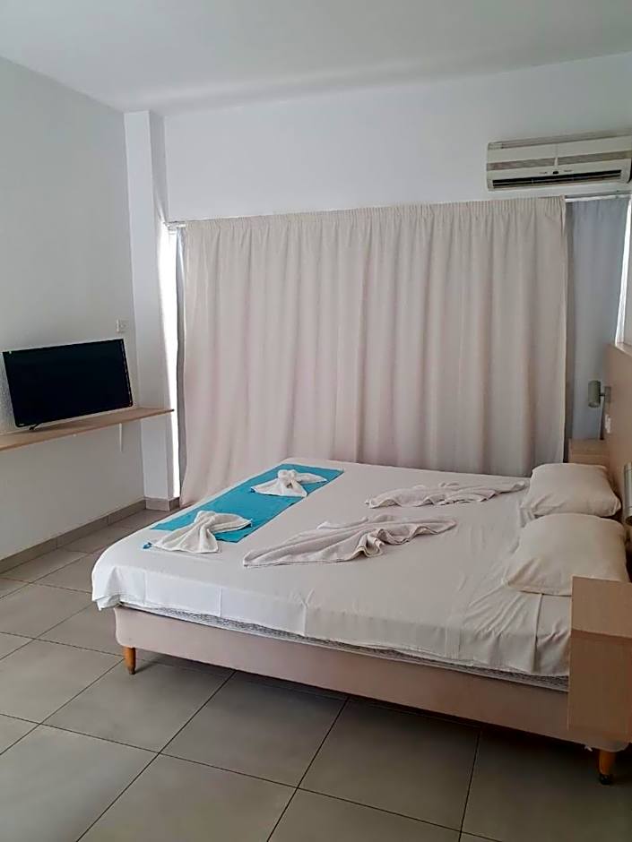 Sea CleoNapa Mandali