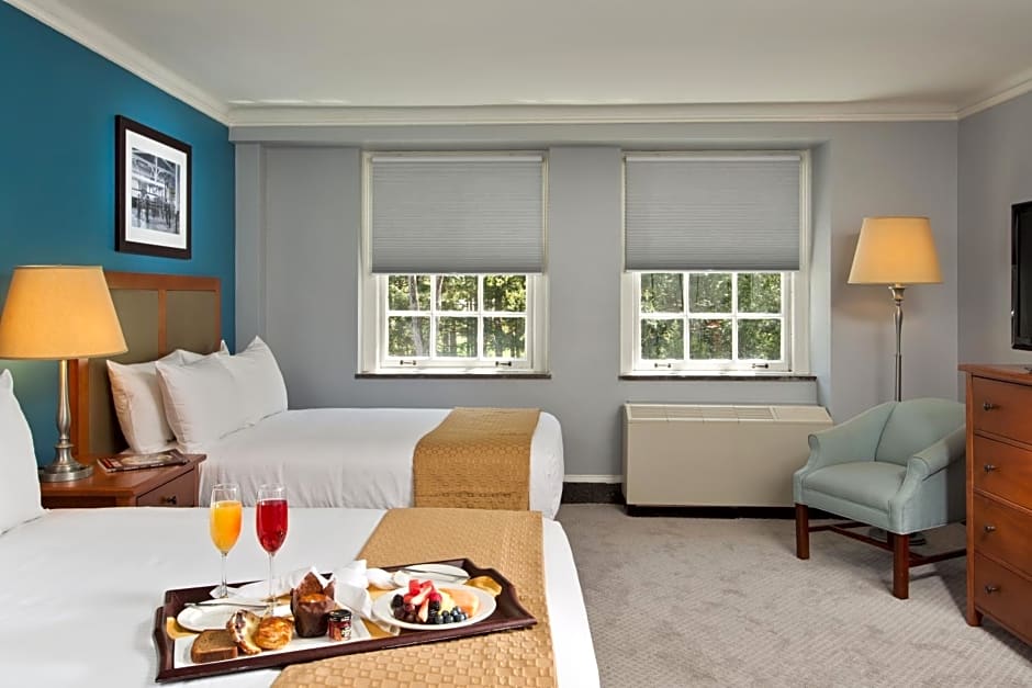 Gideon Putnam Resort & Spa