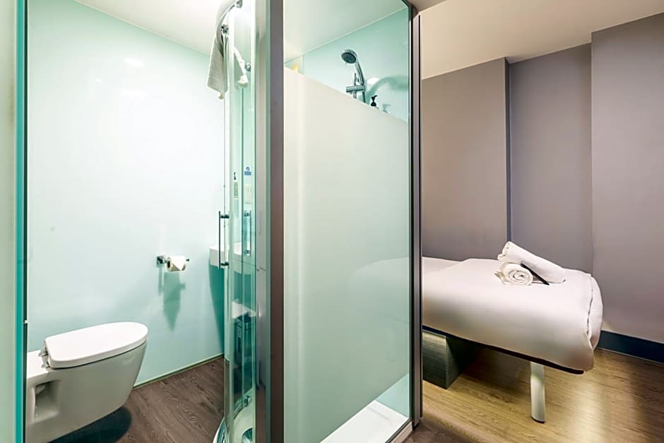 easyHotel Birmingham