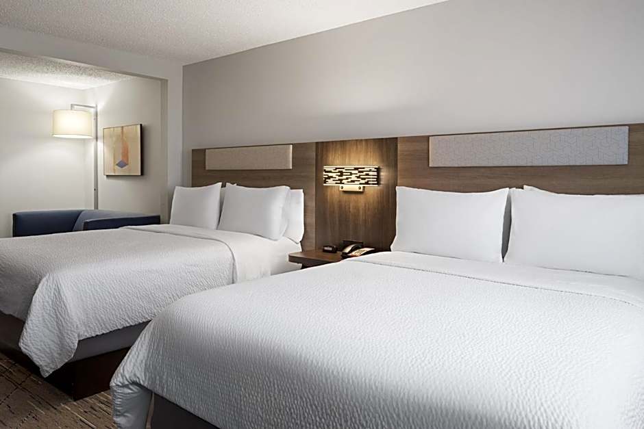 Holiday Inn Express Hotel & Suites Midwest City By IHG