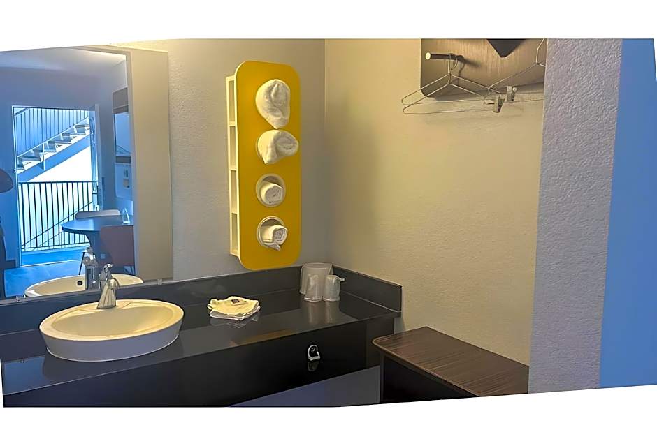 Motel 6-Watsonville, CA - Monterey Area