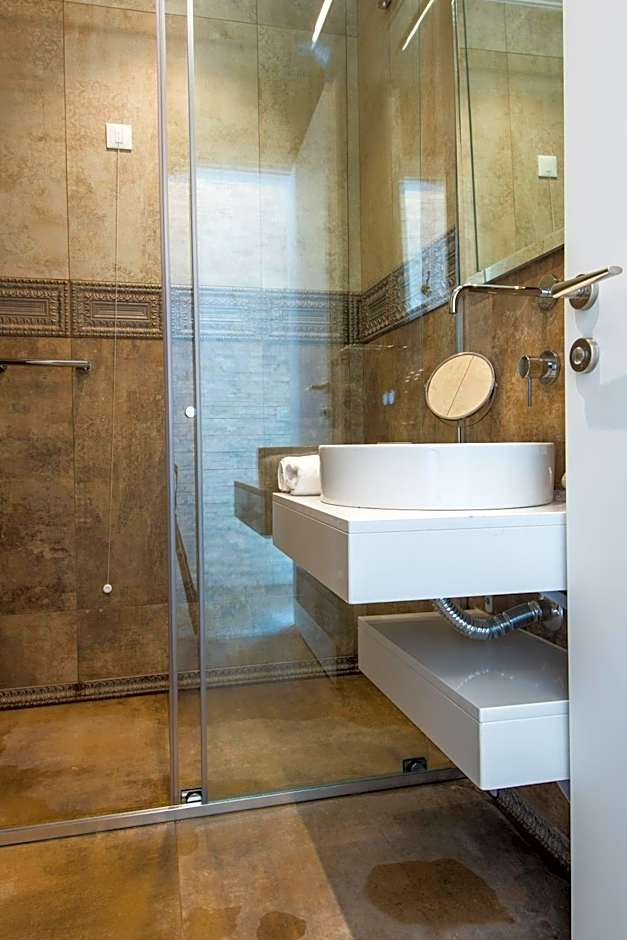 Beach Walk Luxury Suites
