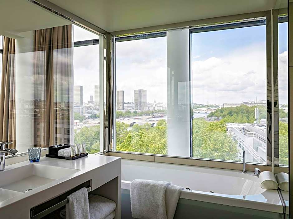 1 King Bed Suite — 12 fotoğraftan 1. fotoğraf