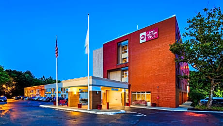 Best Western Plus Chelmsford Inn