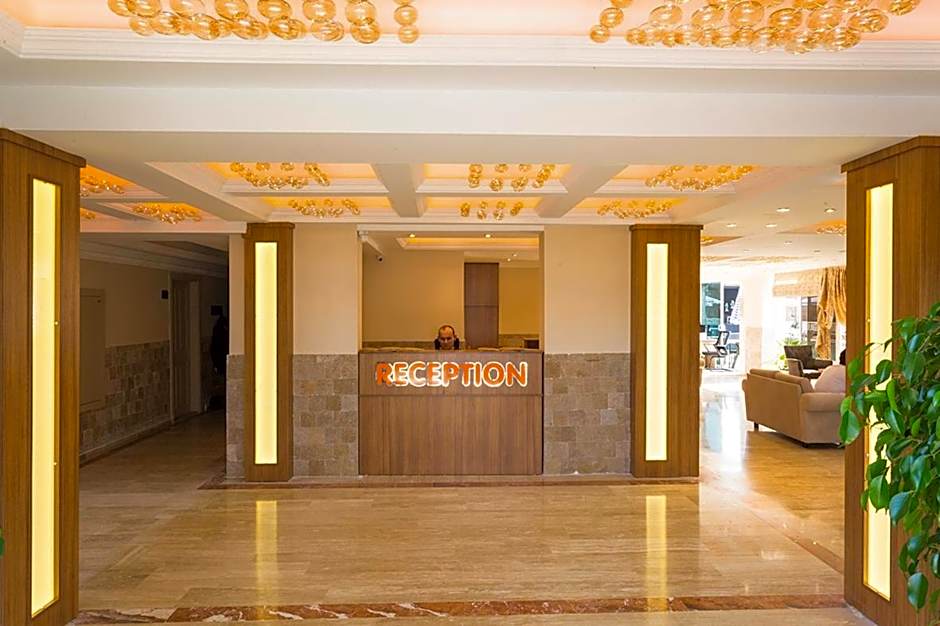 Rich Melissa Hotel