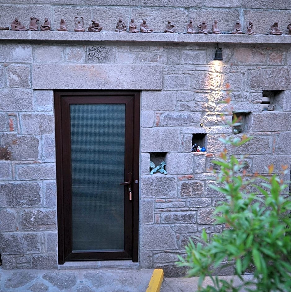 Assosyal Hotel