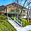 HomeTowne Studios by Red Roof Atlanta - Norcross Downtown