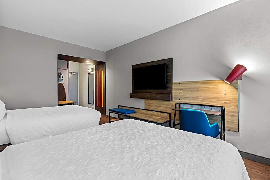 Tru by Hilton Aloha Beaverton