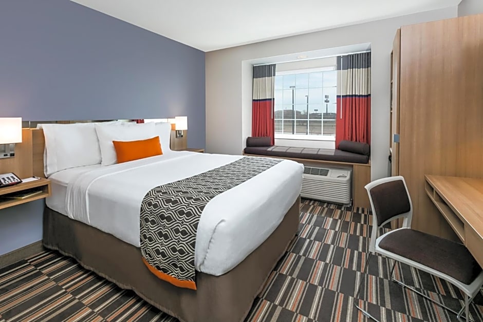 Microtel Inn and Suites by Wyndham Monahans