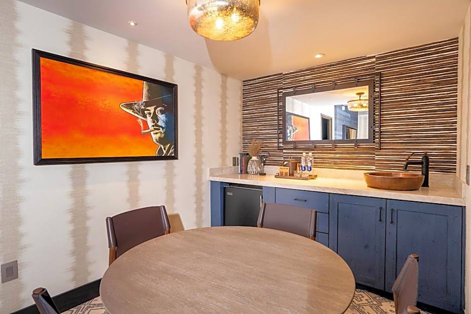 Silverton Casino Lodge - Newly Renovated