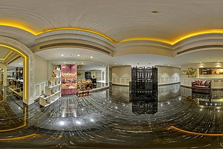 Renaissance by Marriott Lucknow Hotel