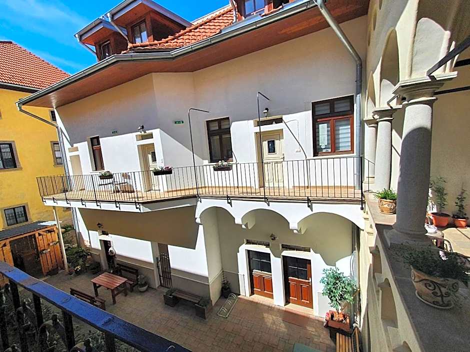 APARTMÁNY LEVOČA self check in