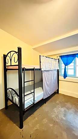 Bed in 4-Bed Dormitory Room
