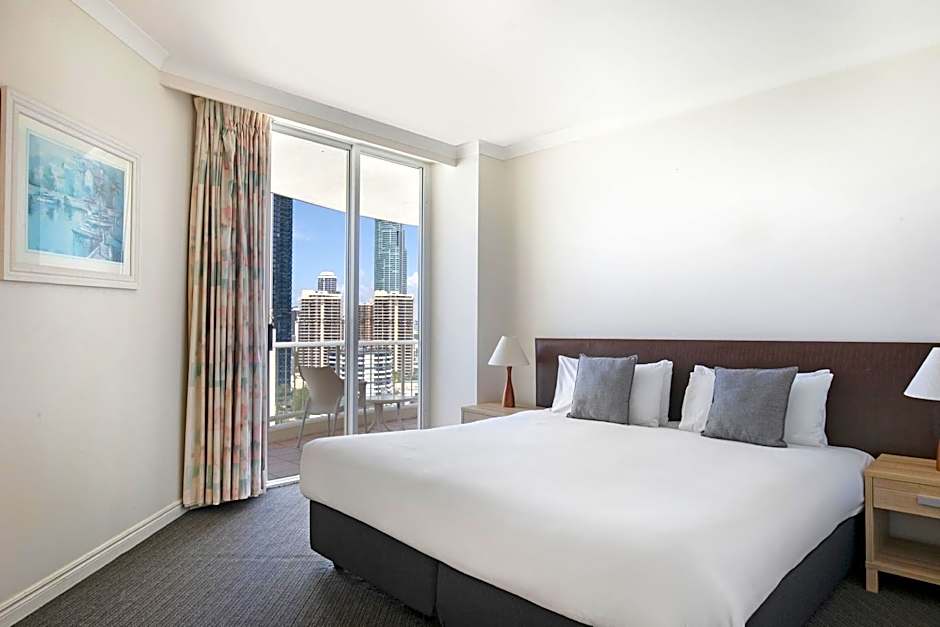 BreakFree Moroccan Surfers Paradise