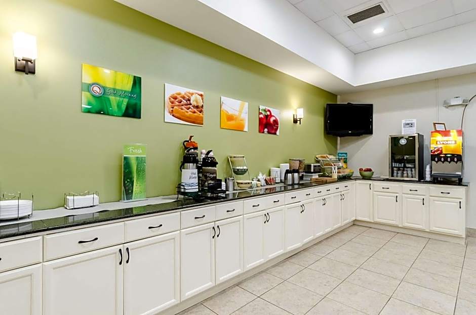 Quality Inn West Springfield