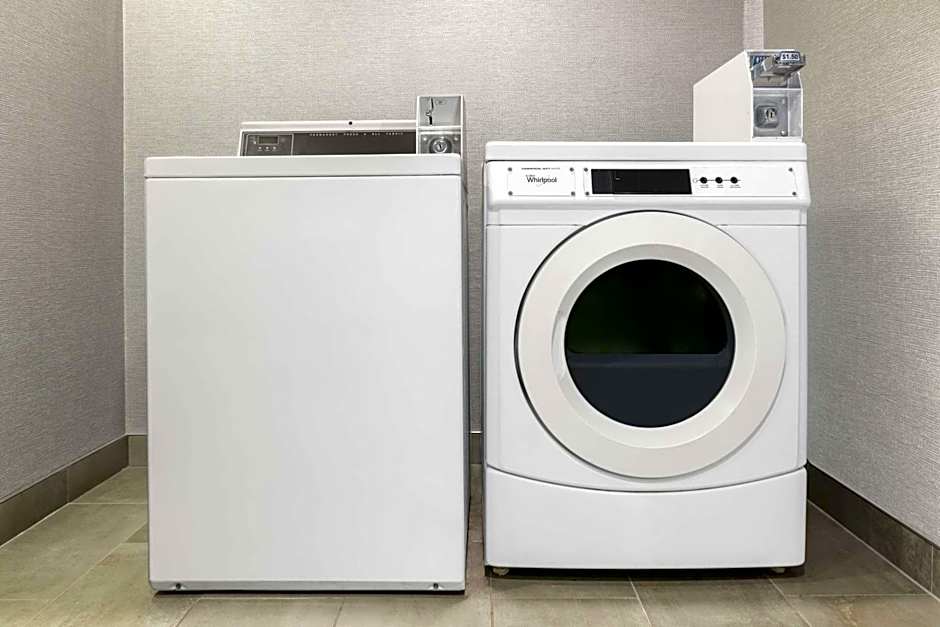 Hampton Inn By Hilton Martinsburg