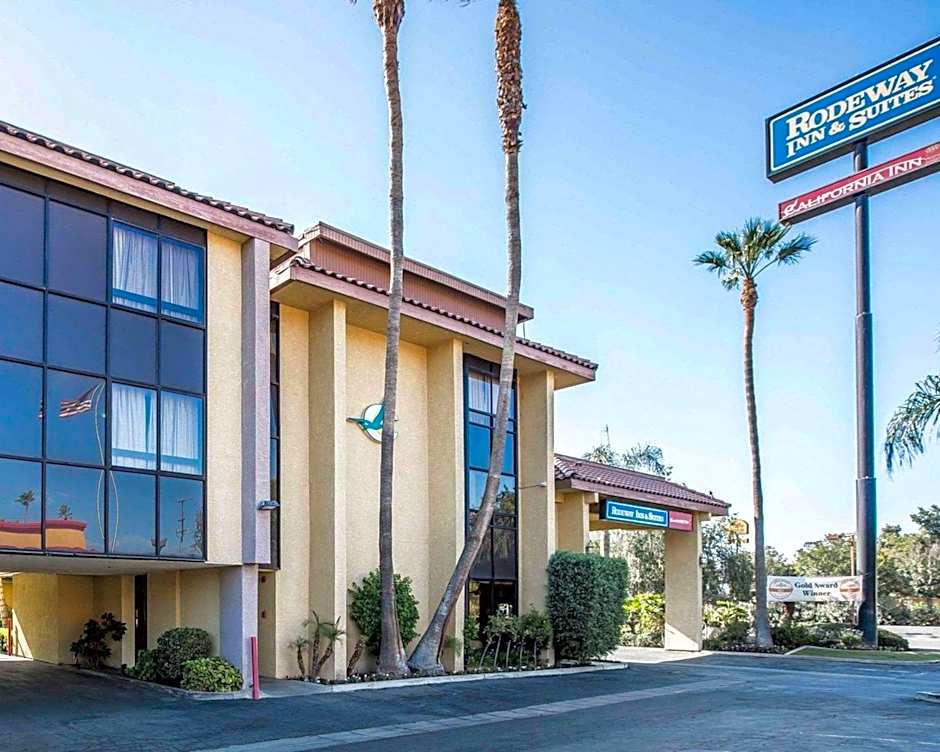 California Inn and Suites Bakersfield