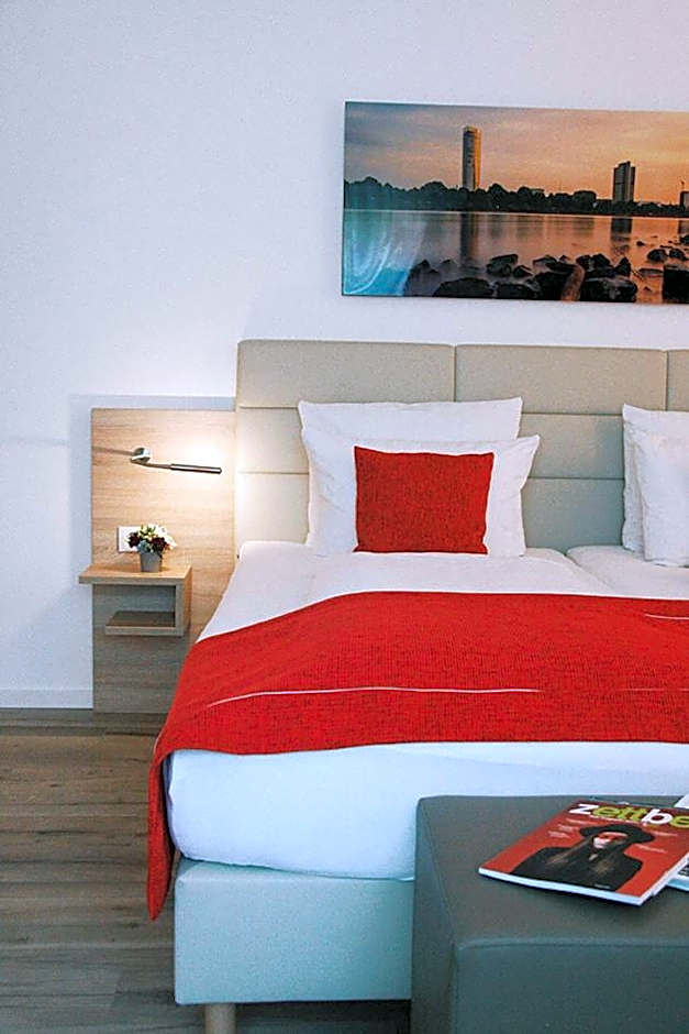 Four Stars by City Hotel