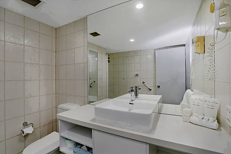 Cairns Sheridan Hotel