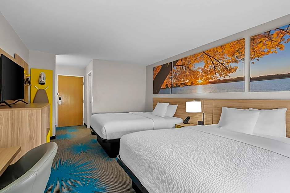 Days Inn by Wyndham Imlay City