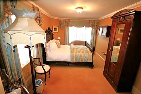 Deluxe Double Room with Bath