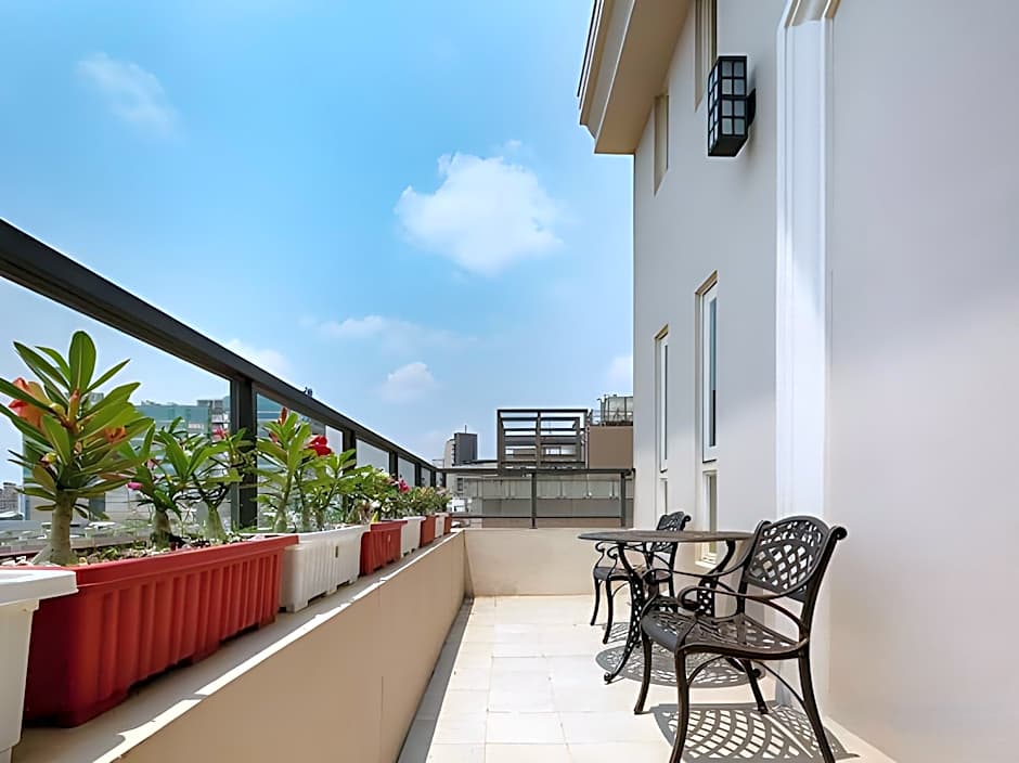 CHECK inn Express Taichung Yizhong