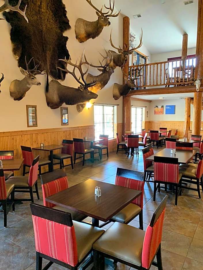 The Antler Lodge - Gardiner