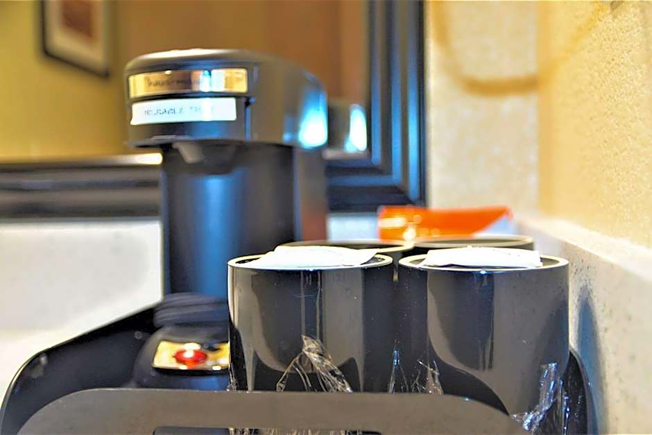 Comfort Inn & Suites Vancouver Downtown City Center