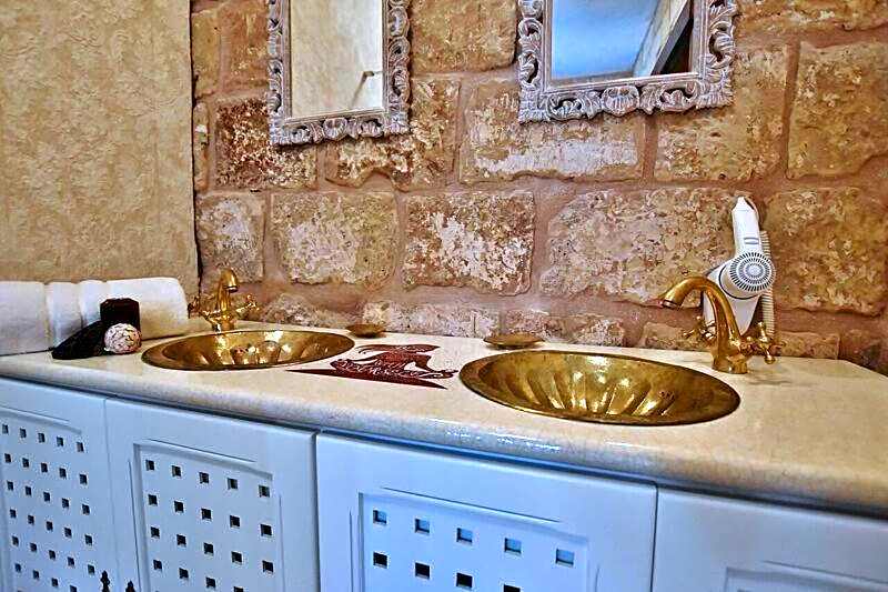 Chapel 5 Boutique Suites B&B